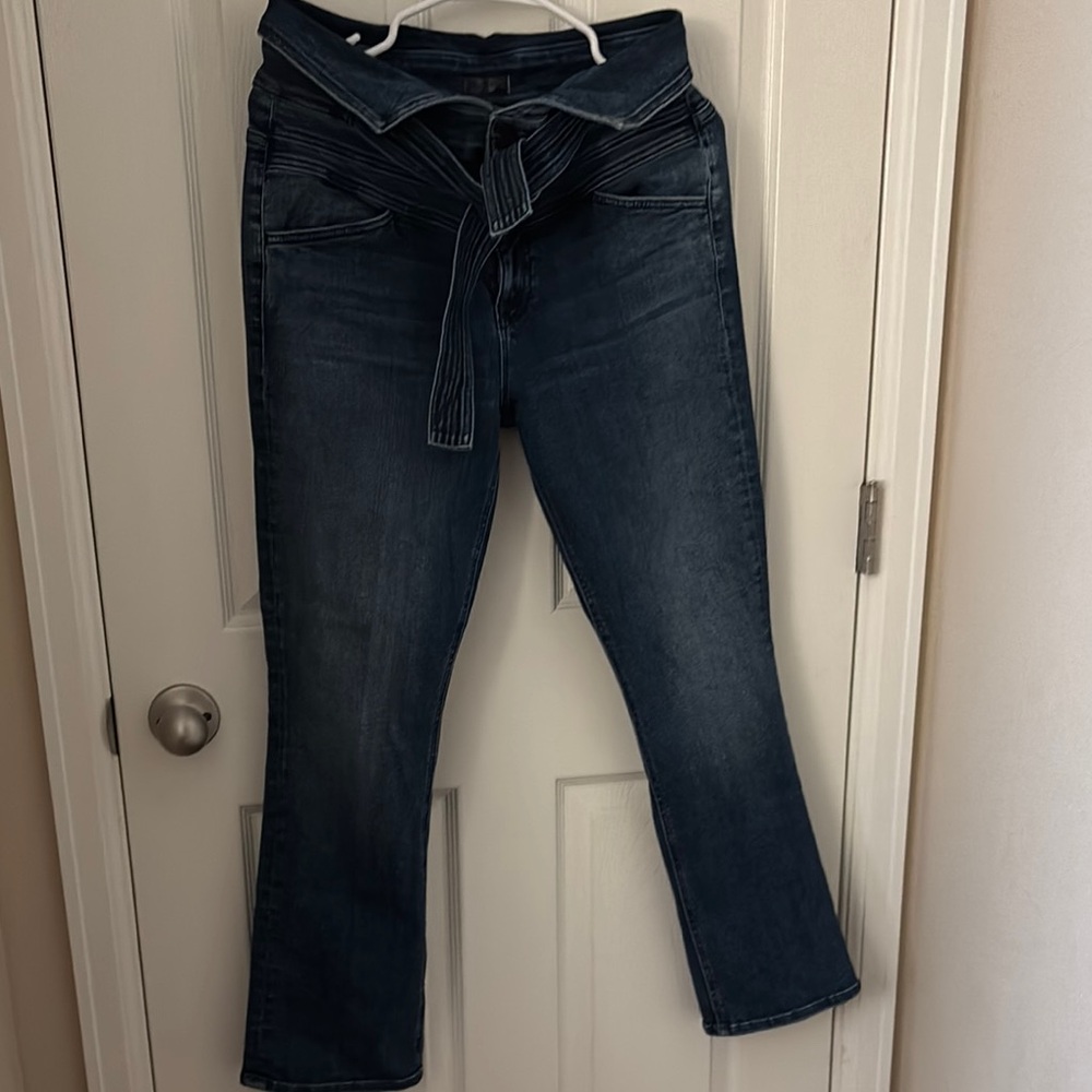MOTHER Blue Ankle Cropped Jeans with Denim Belt